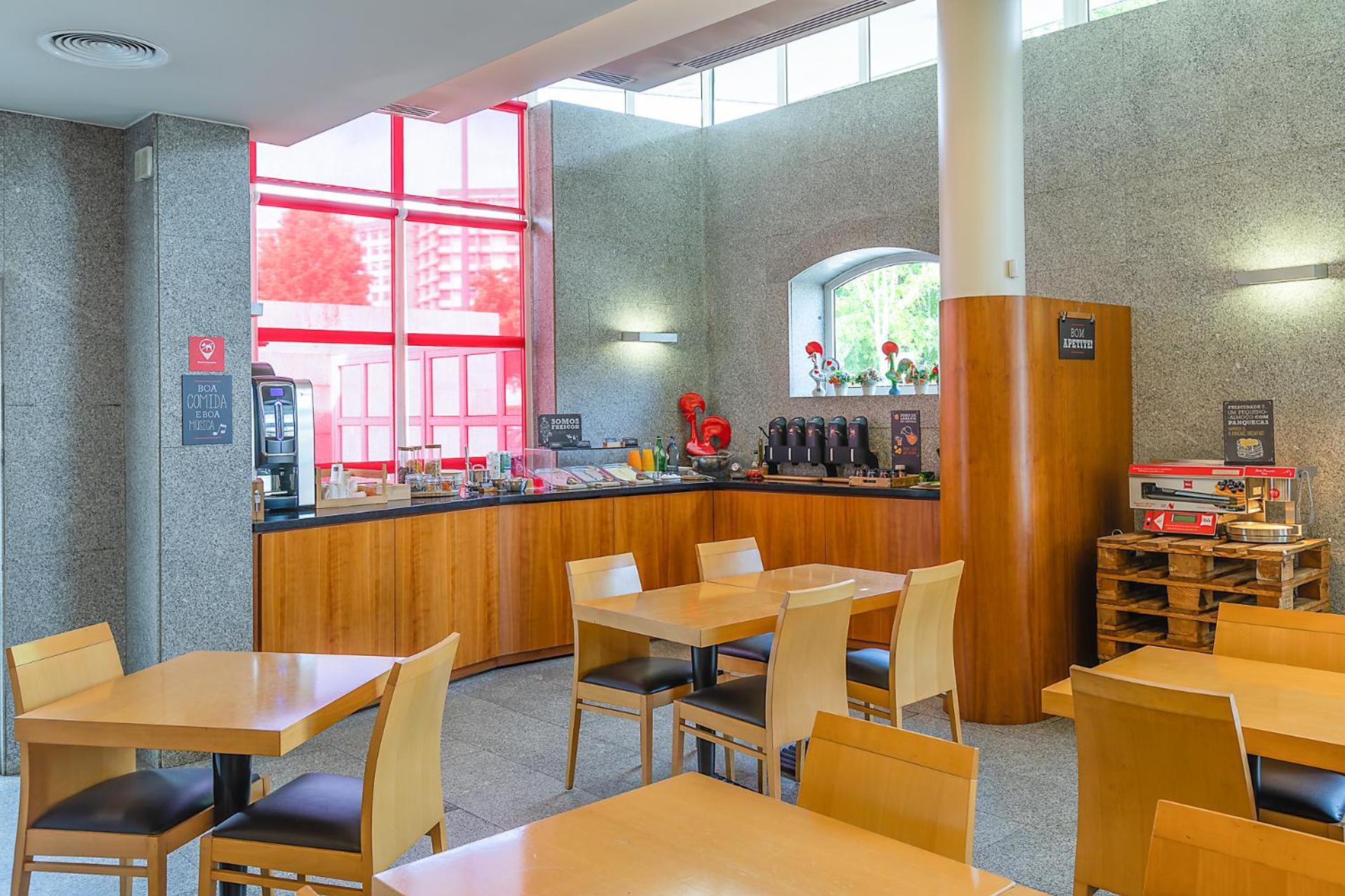 Hotel Ibis Guimarães Esterno foto